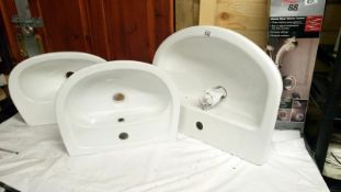 One large sink and two small sinks (new)