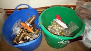 2 buckets of brass plumbing fittings, compression joints etc