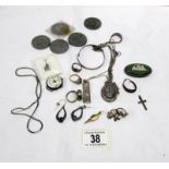 A mixed lot of jewellery mostly silver including large vintage silver locket etc