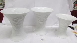 3 graduated Kieser vases