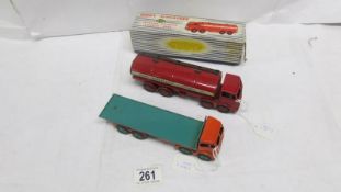 A boxed Dinky 943 Leyland Octopus Tanker and an unboxed Dinky Foden lorry