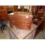 A super mahogany box with 2 drawers, brass corners & brass carrying handles.