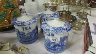 A quantity blue & white lidded Spode tea,