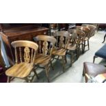 A set of 6 kitche chairs