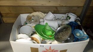 A box of pottery & china