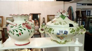 A pottery vase & a pottery Turin