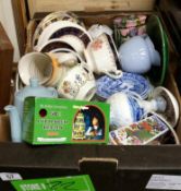 A box of miscellaneous china & pottery