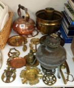 A collection of brass & copper items