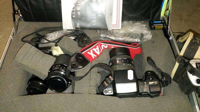 A Canon 35mm and a Nikon 35mm camera, lenses, a Pentax camera, - Image 2 of 4