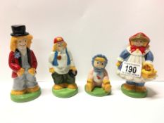 4 Wade Straw Family figurines