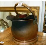 A good Edwardian copper coal scuttle