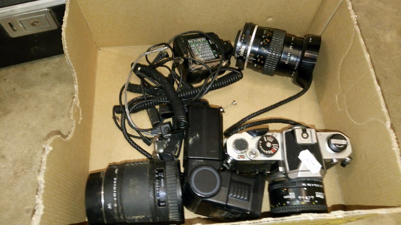 A Canon 35mm and a Nikon 35mm camera, lenses, a Pentax camera, - Image 4 of 4