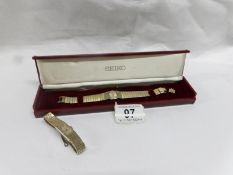 2 Seiko ladies wrist watches