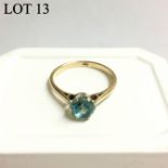 A natural blue zircon stone ring (vintage) in 9ct gold,