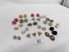 A mixed lot of vintage earrings