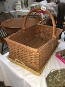 A wicker bread basket & tray