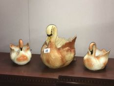 A set of graduated Swan planters