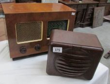 An Etronic vintage radio and a Rees Mace bakelite speaker