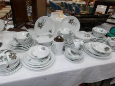 An Alfred Meakin dinner set