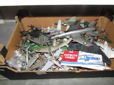 A mixed lot of model aircraft including Airfix