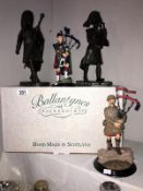 4 boxed Scottish Piper figures