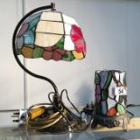 2 Tiffany style table lamps