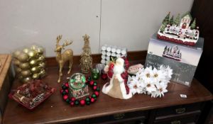 A mixed lot of Christmas decorations