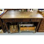 Country Pine Kitchen Table, the rimmed top over two frieze drawers, on 4 turned legs, 50”w x 32”