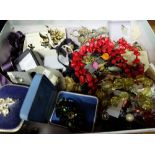 Box of costume jewellery – necklaces, large colourful brooches, earrings etc