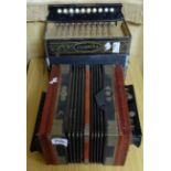 2 Button Accordions incl. 1 Honheur