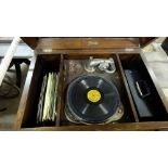 Cased Gramaphone – 1 Dulcetto 80 Motor Control in oak case 1950’s with group of LP records –