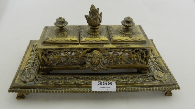 Victorian intricately pierced Brass Ink Well Stand, with 3 compartments, & lion heads on either side - Image 2 of 2