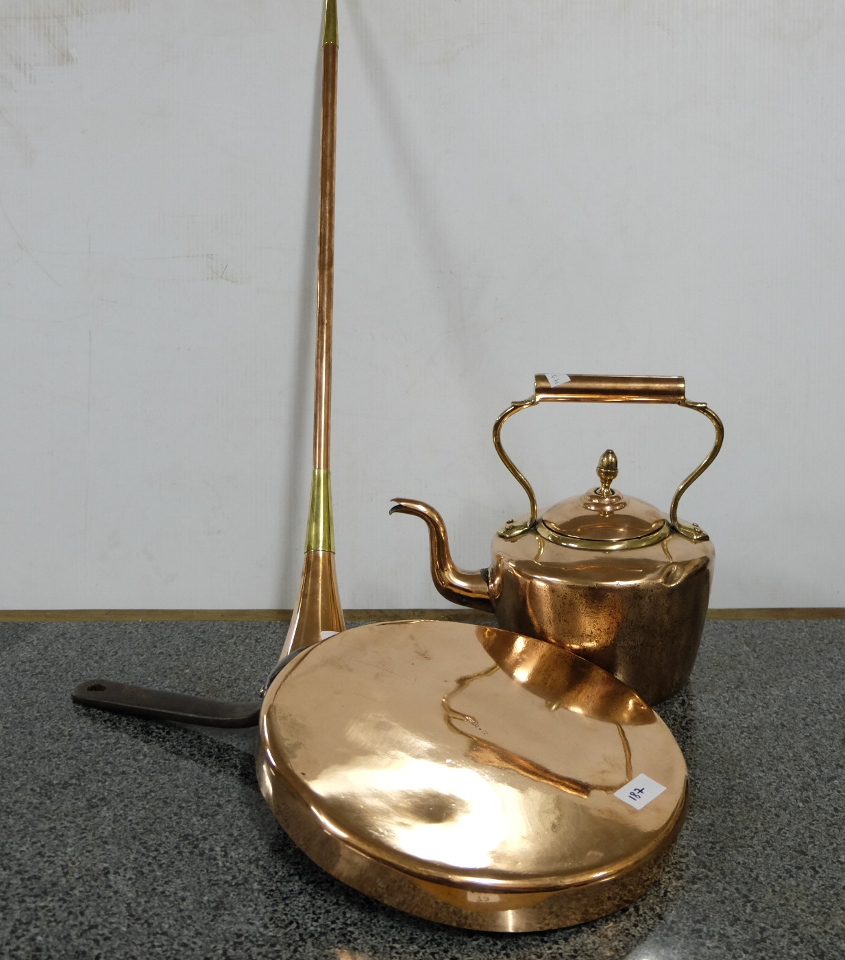 3 copper items – kettle, round fry pan & hunting bugle (3), all polished