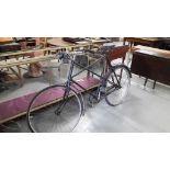 Old Gents Racing Bicycle with “Hero” seat, with carbide lamp (1)