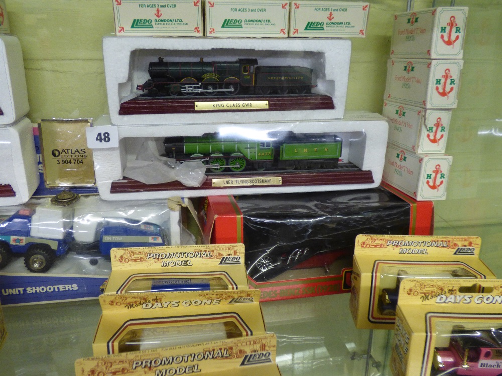 TWO BURAGO BOXED MODEL CARS, SELECTION OF LLEDO DAYS GONE BY BOXED CARS & DIECAST LOCOMOTIVE MODELS, - Image 3 of 3