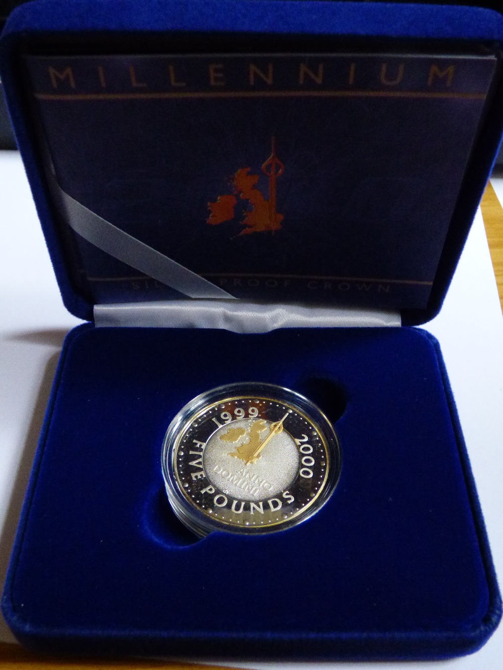 BRITISH ROYAL MINT 2000 MILLENNIUM  STERLING SILVER £5 COIN IN ORIGINAL CASE AND CERTIFICATE OF