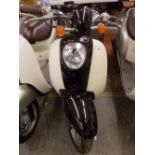 HONDA SCOOPY 50CC SCOOTER (BLACK FARING) WITH KEY