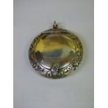 HM CHESTER SILVER CIRCULAR SNUFF BOX WITH HINGED LID AND SCROLL DECORATION