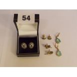 A PAIR OF SILVER AND AQUAMARINE STUD EARRINGS, A PAIR OF 1950s DROPPER EARRINGS,