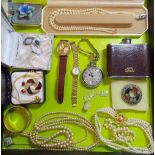 SELECTION OF COSTUME JEWELLERY INCLUDING SIMULATED PEARL CHOKER,STRANDS,BROOCHES,A HIP FLASK,