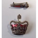 SILVER SCOTTISH PEBBLE MINIATURE DIRK BROOCH AND A SILVER AND ENAMEL MARCASITE CROWN BROOCH