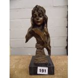 20TH CENTURY BRONZED FIGURE OF CARMELL ON SQUARE PLINTH BASE 22CM