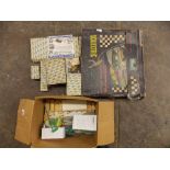 VINTAGE SCALEXTRIC BY TRIANG BOX OF ACCESSORIES EXTRA TRACK