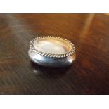 BIRMINGHAM SILVER OVAL BOMBE SNUFF BOX HINGED LID WITH GADROONED EDGE