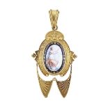 19TH CENTURY ETRUSCAN REVIVAL 18K YELLOW GOLD PENDANT set with an oval enamel panel depicting an
