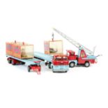 3 Corgi Chipperfields items. A Scammell articulated Menagerie (1139). A spare trailer for the same