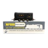 Wrenn Railways OO gauge 0-6-0 diesel electric shunting locomotive (W2233). RN 7124 in LMS unlined