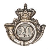 A Vic silver plated crowned bugle glengarry badge, “20” to centre. GC Plate 1