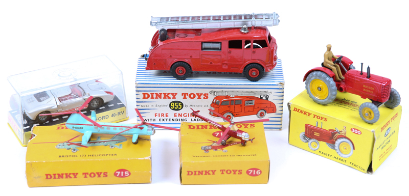 9 Dinky Toys. Commer Fire Engine (955), Singer Vogue (145) in metallic green. Lotus Racing car (