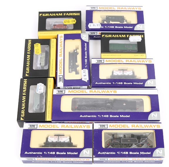 A small quantity of Graham Farish/Dapol N gauge railway. Including 2 steam locomotives – A BR